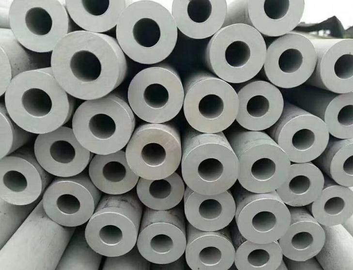 不銹鋼無(wú)縫管.jpg